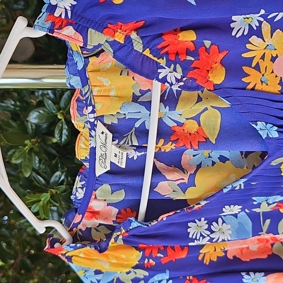 The Pioneer Woman NWT Sz Medium Black and Pink Floral Blouses - Picture 10 of 13